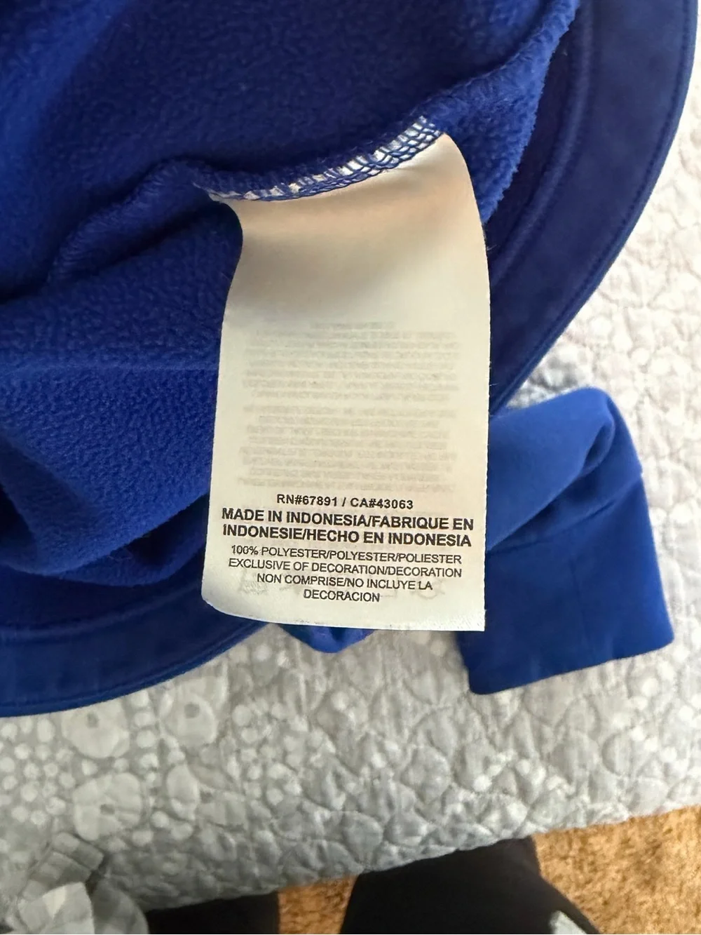 Nike Kids Golden State Basketball Hoodie - Royal Blue. Youth Small.